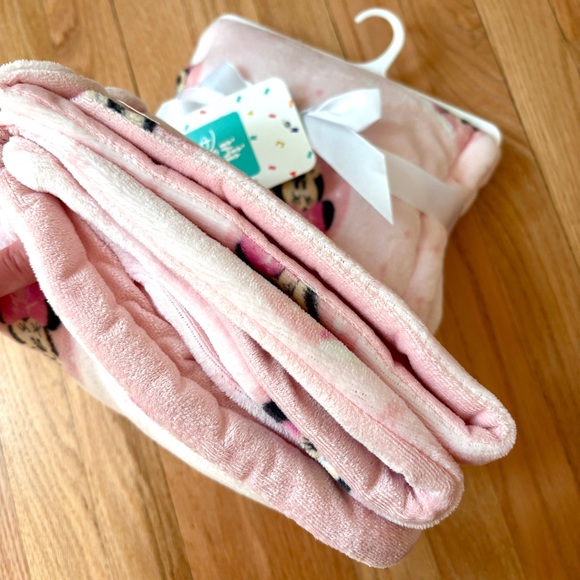 LAST CHANCE NEW Disney Baby Minnie Mouse Blanket - Picture 6 of 6